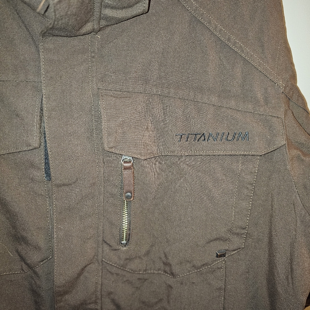 Columbia Winter Jacket - Picture 2 of 4